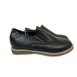 NWT Cat & Jack boys slip on loafers. Size 12